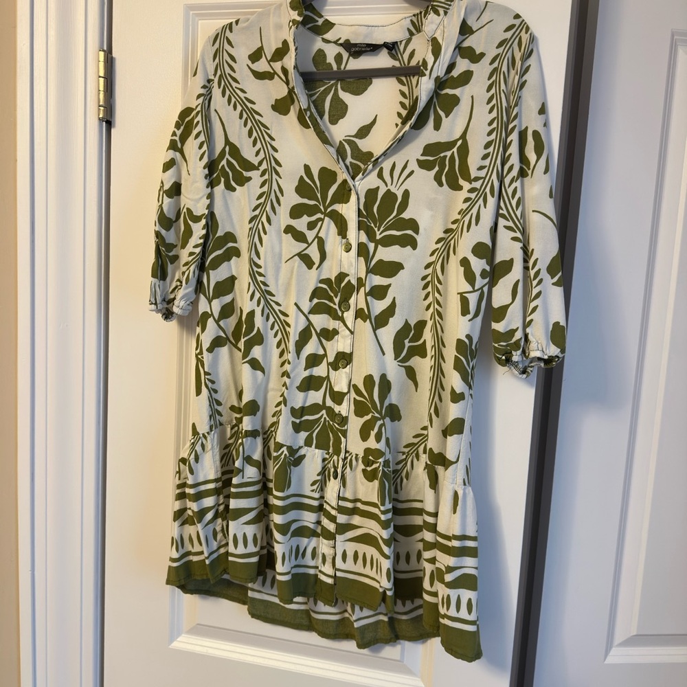 Mlle Gabrielle Olive and Cream Leaf Print Blouse